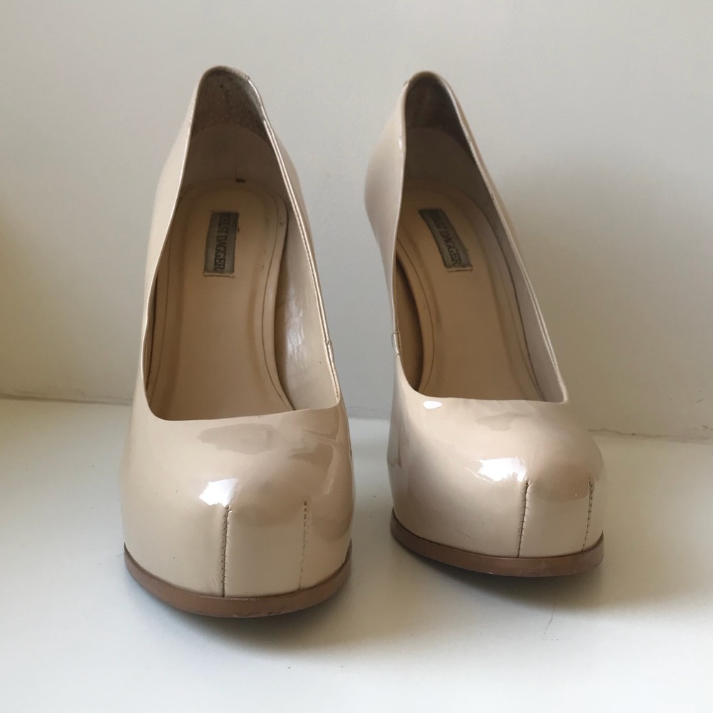 Kelsi Dagger Linzy Pump - Picture 6 of 8